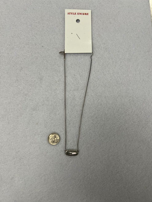 Used Kendra Scott Necklace 60132-S000110416 Vist Large View of Product Image Which is Used Kendra Scott Necklace