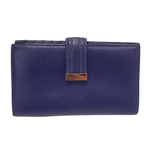 Vist Large View of Product Image Which is Used Danier Leather Wallet