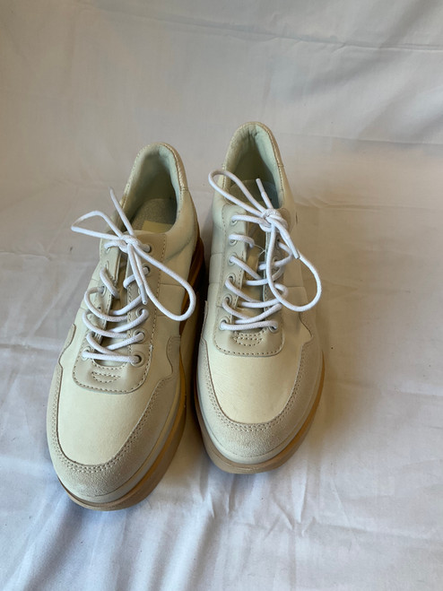 Vist Large View of Product Image Which is Used Dolce Vita Casual Shoes 7