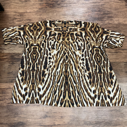 Vist Large View of Product Image Which is Used Chico’s Long Sleeve Top 2X-20