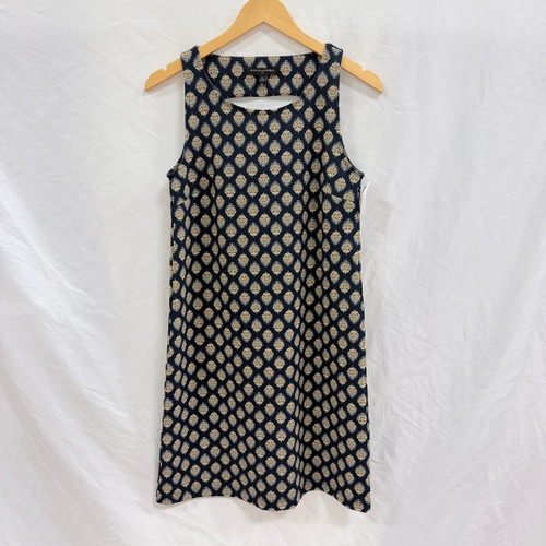 Vist Large View of Product Image Which is Used Banana Republic Short Dress B XS-0/2