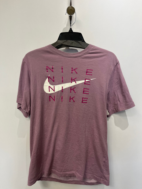 Vist Large View of Product Image Which is Used Nike Active Short Sleeve M-8/10