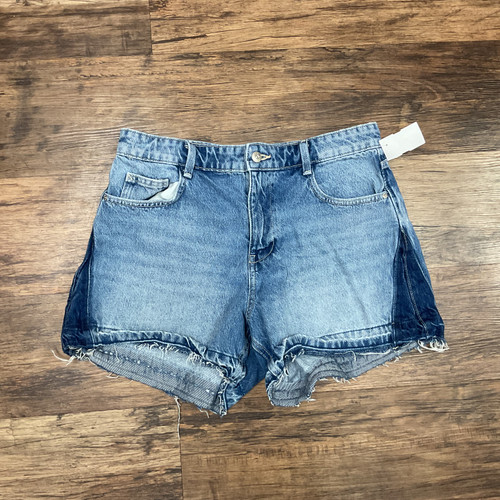 Used Zara Shorts 8-29 60004-S000630149 Vist Large View of Product Image Which is Used Zara Shorts 8-29