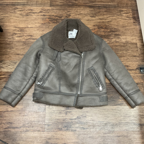 Vist Large View of Product Image Which is Used Zara Short HeavyCoat M-8/10