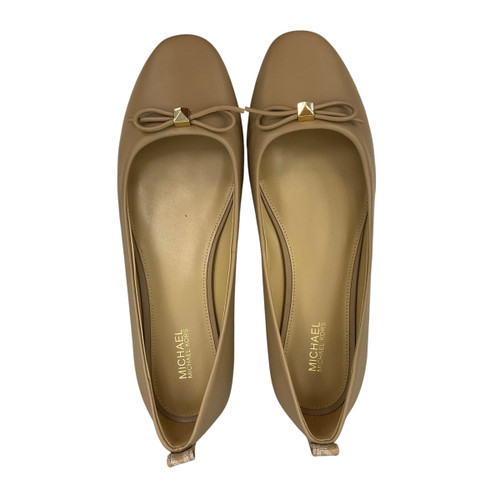 Vist Large View of Product Image Which is Used Michael Michael Kors Flats 8