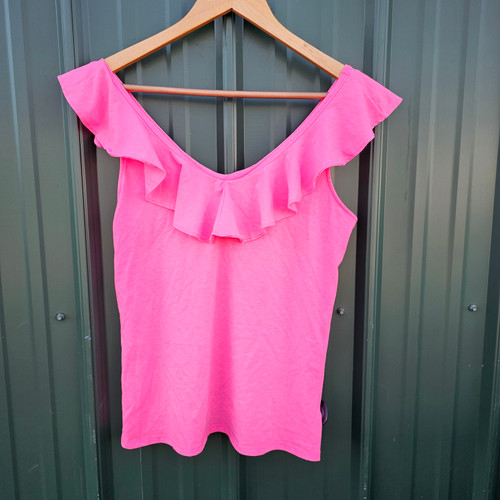 Vist Large View of Product Image Which is Used Lilly Pulitzer Tank Top S-4/6