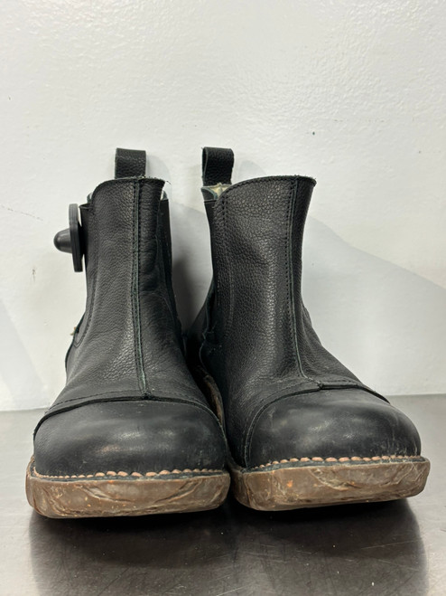 Vist Large View of Product Image Which is Used El Naturalista Ankle Boots 8.5