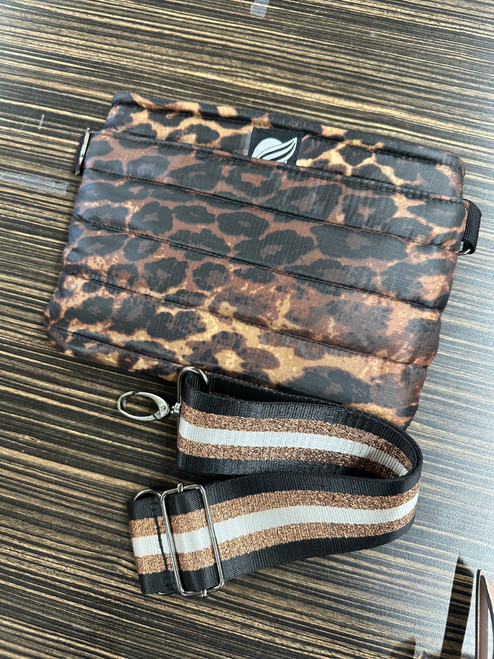 Vist Large View of Product Image Which is Used Unbranded Small Handbag