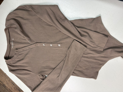 Vist Large View of Product Image Which is Used Unbranded Long Sleeve Top M-8/10