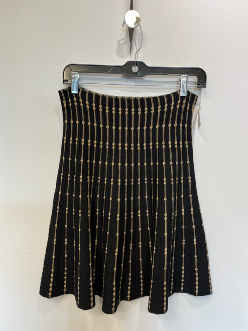 Vist Large View of Product Image Which is Used Max Studio Short Skirt 8-29