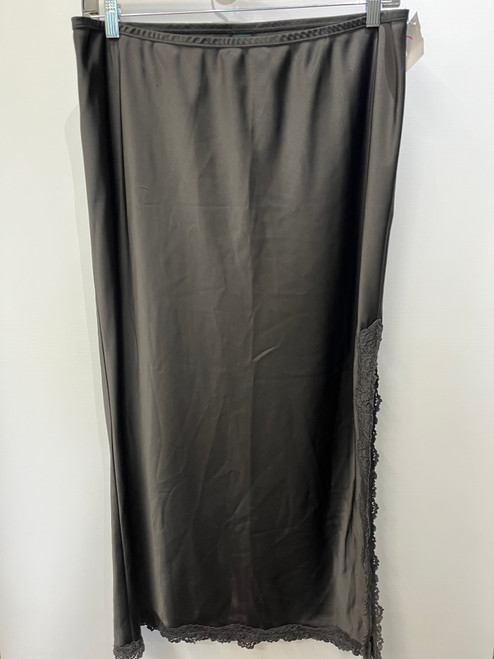 Vist Large View of Product Image Which is Used Wild Fable Long Skirt XXL 20/35