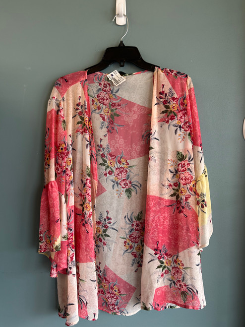 Vist Large View of Product Image Which is Used Style&Co Kimono S-4/6