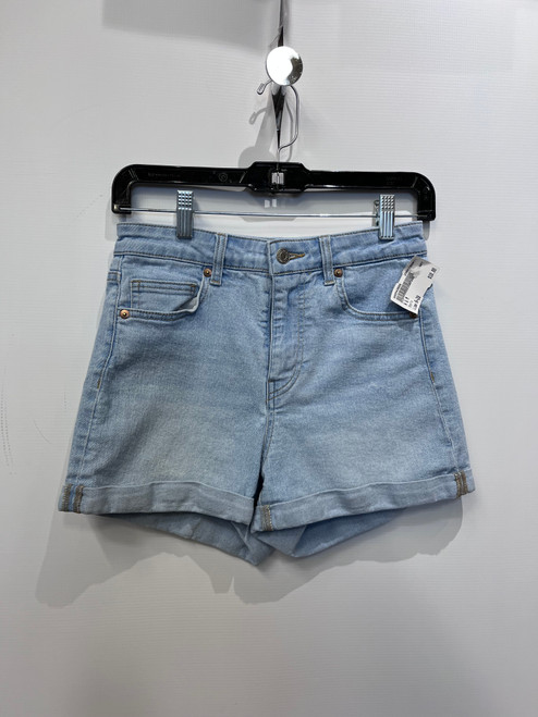 Vist Large View of Product Image Which is Used H & M Shorts 6-28