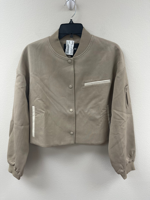 Vist Large View of Product Image Which is Used Unbranded Short Light Jacket S-4/6