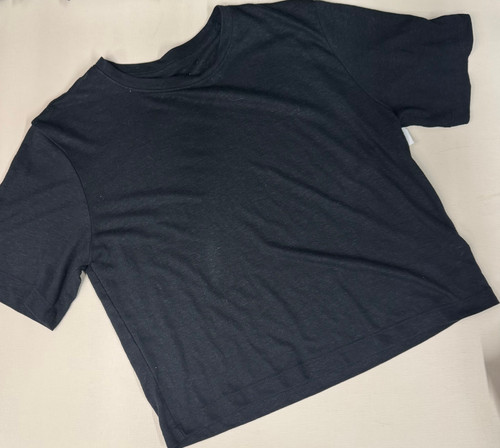 Vist Large View of Product Image Which is Used Universal Threads T-Shirt S-4/6