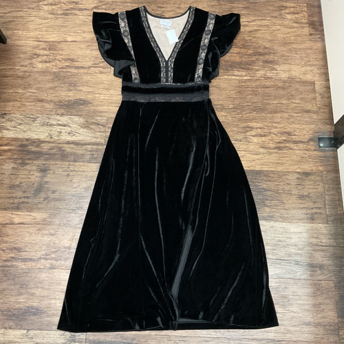 Vist Large View of Product Image Which is Used Saylor Short Dress B S-4/6