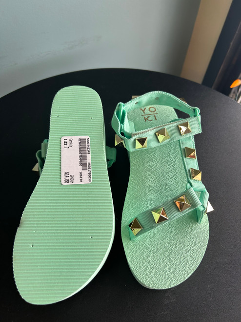 Vist Large View of Product Image Which is Used Unbranded Sandals 7