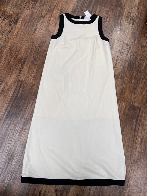 Vist Large View of Product Image Which is Used Able Long Dress F M-8/10