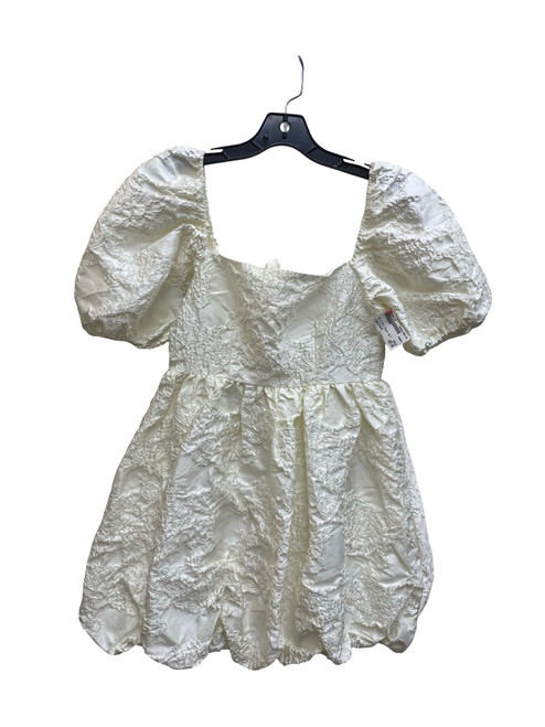 Vist Large View of Product Image Which is Used Bei Xi Short Sleeve Top S-4/6