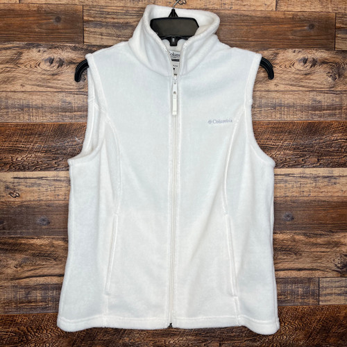 Vist Large View of Product Image Which is Used Columbia Lightweight Vest M-8/10