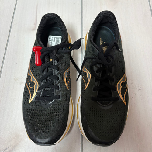 Vist Large View of Product Image Which is Used Saucony Performance Shoes 9.5