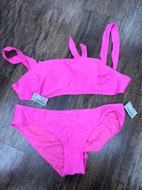 Vist Large View of Product Image Which is Used Xhilaration Swimwear XL 16/33