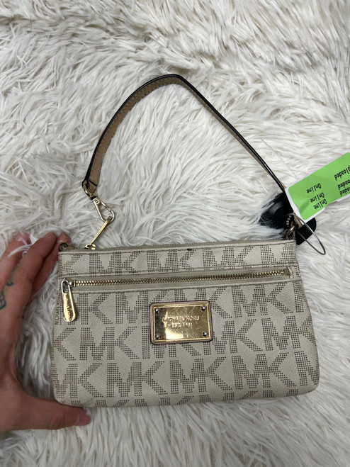 Vist Large View of Product Image Which is Used Michael Michael Kors Leather Wristlet