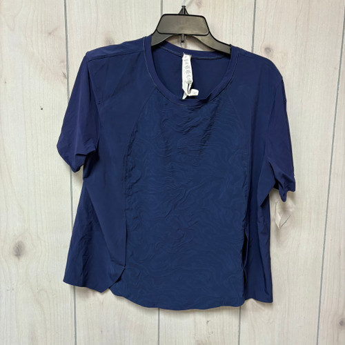 Used Lululemon Athletica Active Short Sleeve L-12/14 60093-S000367627 Vist Large View of Product Image Which is Used Lululemon Athletica Active Short Sleeve L-12/14