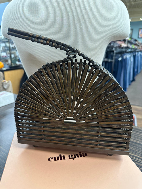 Vist Large View of Product Image Which is Used Unbranded Small Handbag