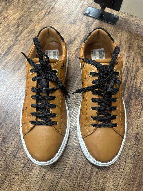 Vist Large View of Product Image Which is Used Unbranded Casual Shoes 9