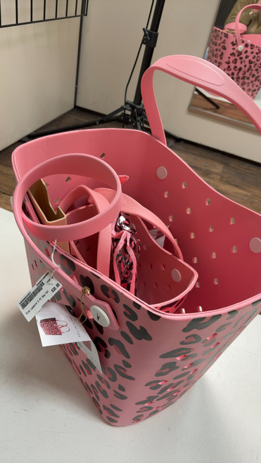 Vist Large View of Product Image Which is Used Unbranded Xlarge Handbag