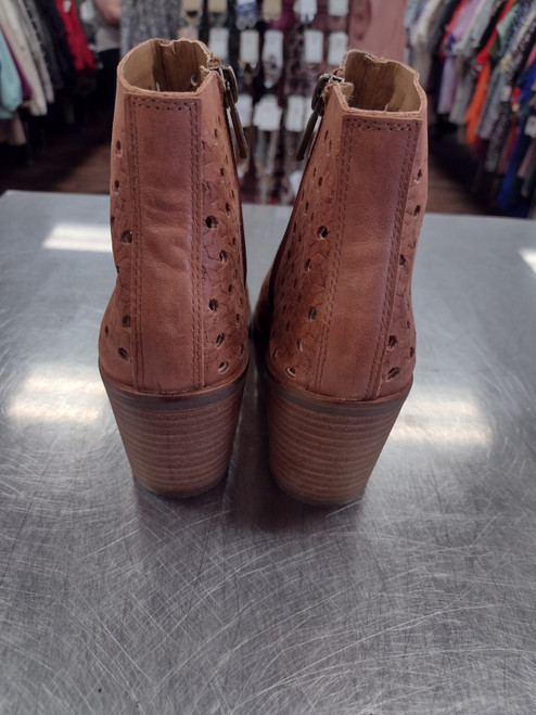 Vist Large View of Product Image Which is Used Lucky Brand  Ankle Boots 6