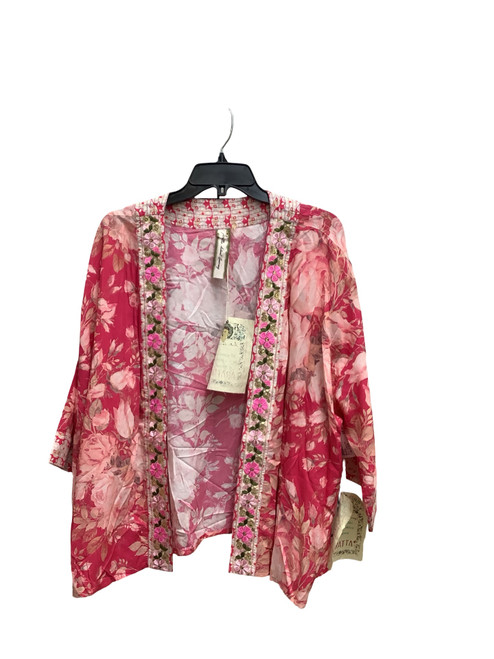 Vist Large View of Product Image Which is Used Aratta Short Sleeve Top S-4/6