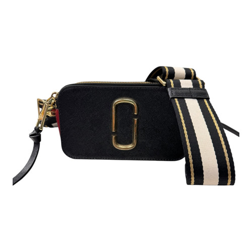 Vist Large View of Product Image Which is Used Marc Jacobs Snapshot