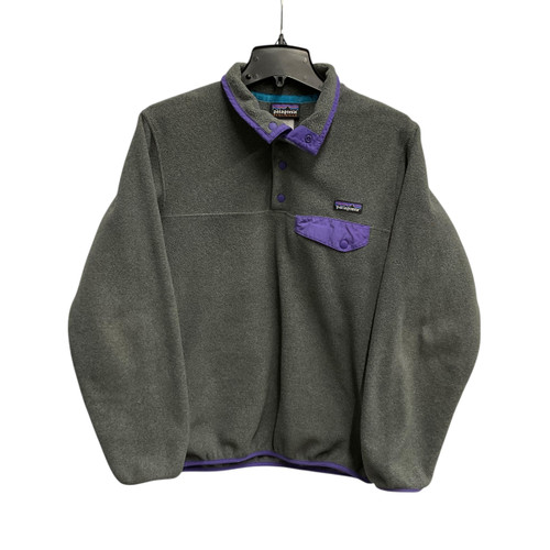 Vist Large View of Product Image Which is Used Patagonia Sweatshirt M-8/10