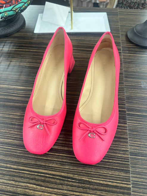 Vist Large View of Product Image Which is Used Coach Low Heels 7