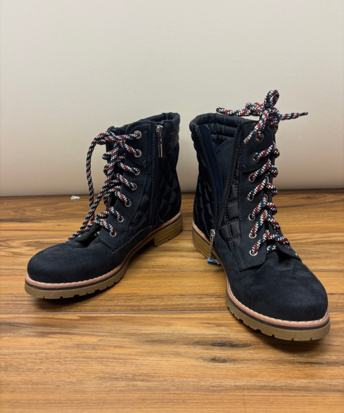 Vist Large View of Product Image Which is Used Tommy Hilfiger Ankle Boots 7.5