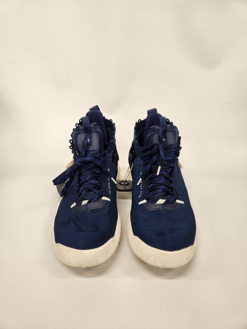 Vist Large View of Product Image Which is Used Nike Mens Athletic Shoes 14