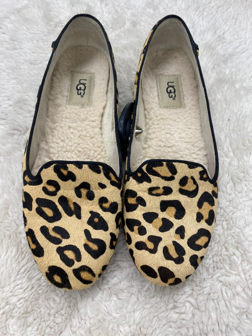 Vist Large View of Product Image Which is Used Ugg Australia Flats 7