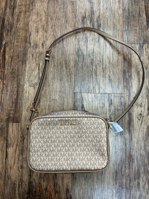 Vist Large View of Product Image Which is Used Micheal Kors Large Leather Handbag