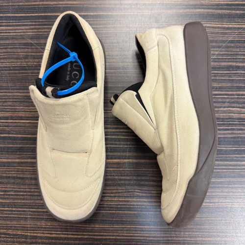 Vist Large View of Product Image Which is Used GUCCI Mens Casual Shoes 6.5