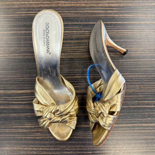 Used Dolce&Gabbana Low Heels 7.5 60129-S000518296 Vist Large View of Product Image Which is Used Dolce&Gabbana Low Heels 7.5