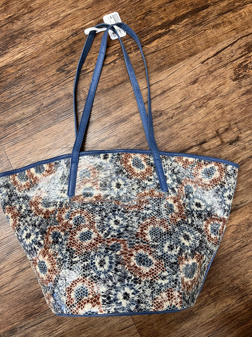 Vist Large View of Product Image Which is Used Hobo Xlarge Leather Handbag