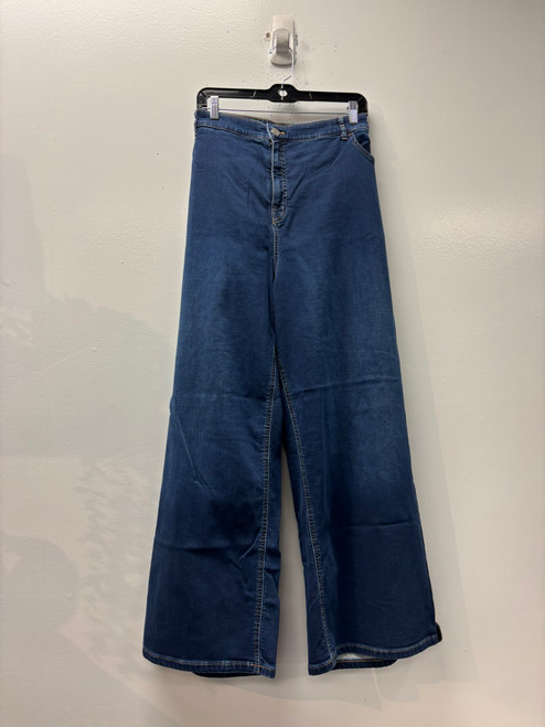 Vist Large View of Product Image Which is Used Penningtons Denim 3X 22/36