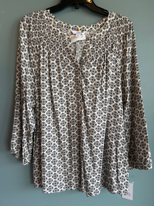Vist Large View of Product Image Which is Used Croft & Barrow Long Sleeve Top XXL-20 off1