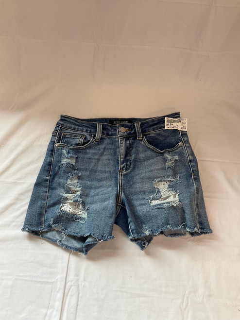 Vist Large View of Product Image Which is Used Judy Blue Shorts S 4-6/27-28