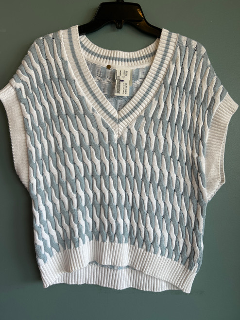 Vist Large View of Product Image Which is Used Unbranded Sleeveless Top L-12/14 off1