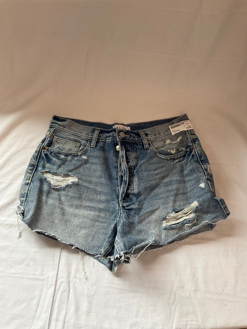 Vist Large View of Product Image Which is Used Unbranded Shorts 12-31