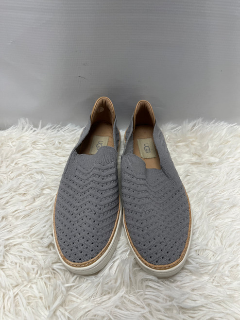 Vist Large View of Product Image Which is Used Ugg Australia Flats 9