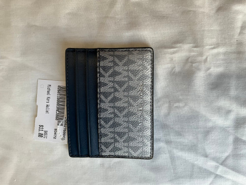 Vist Large View of Product Image Which is Used Unbranded Wallet
